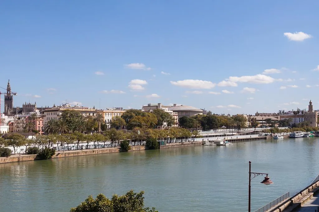 Green-Apartments Puente De Triana contacts